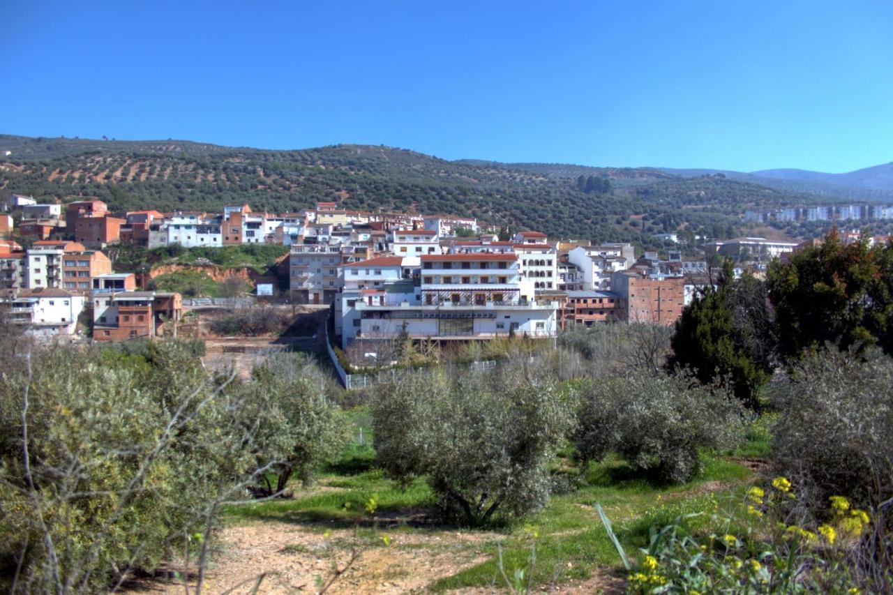 Hotel Avenida Beas de Segura Buitenkant foto