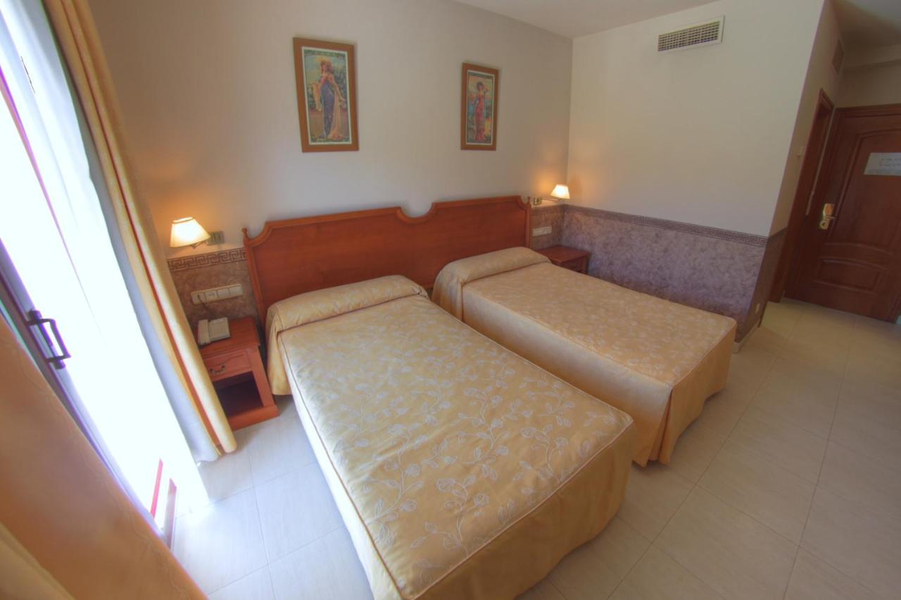 Hotel Avenida Beas de Segura Kamer foto
