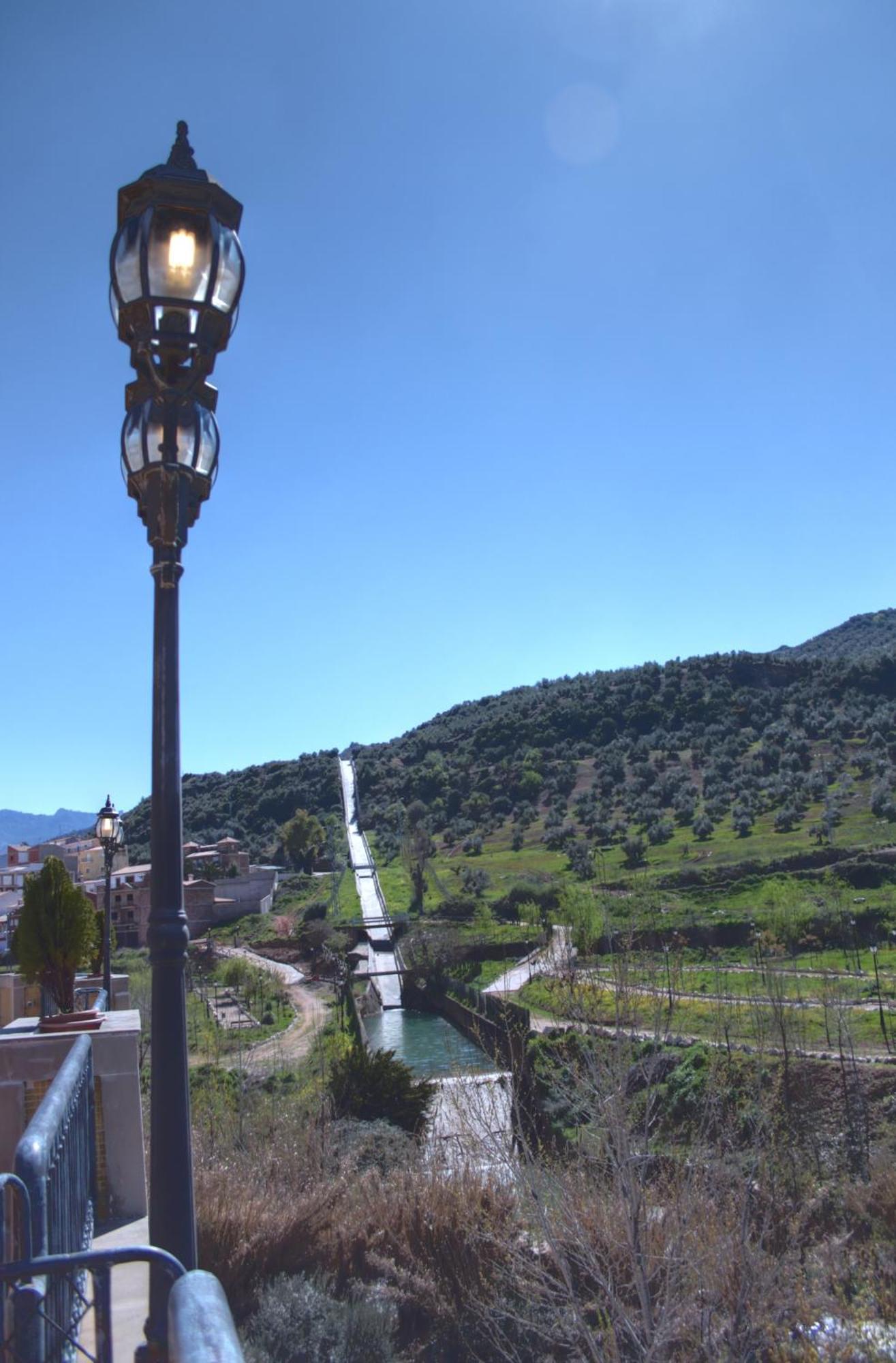 Hotel Avenida Beas de Segura Buitenkant foto